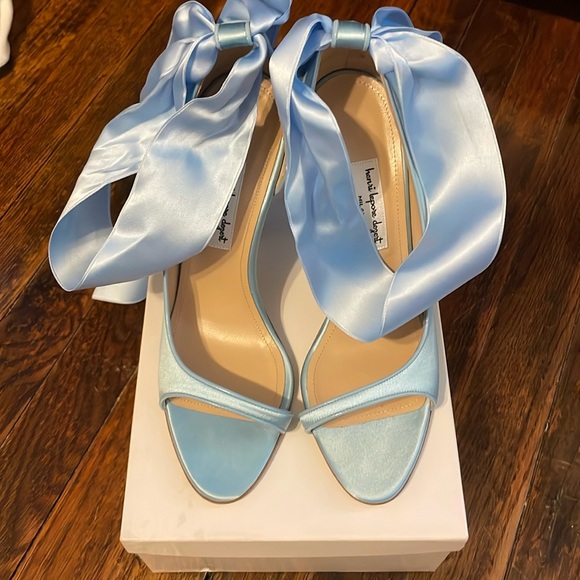 Henri Lepore Dezert size 8 blue heels - Picture 1 of 9
